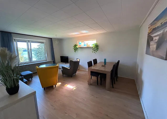 Altes Seeblickjuwel * Eutin